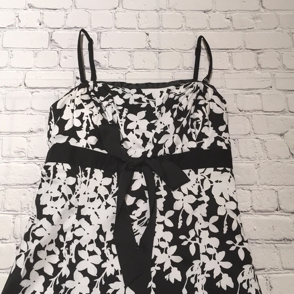 Covington Dresses Size 6 - Picture 11 of 12